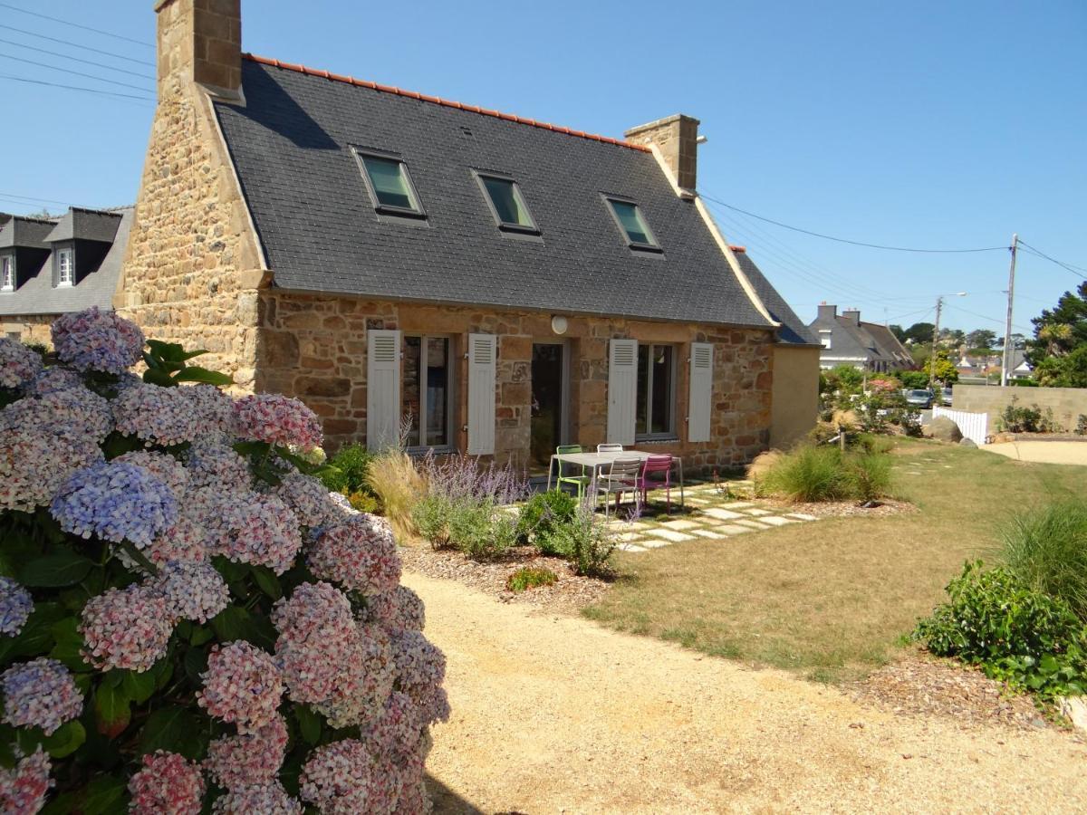 La Fermette De Tregastel, Classee 3 Etoiles Exterior photo