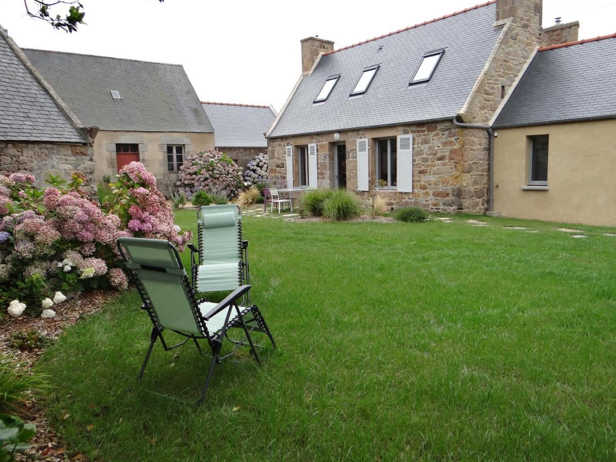 La Fermette De Tregastel, Classee 3 Etoiles Exterior photo